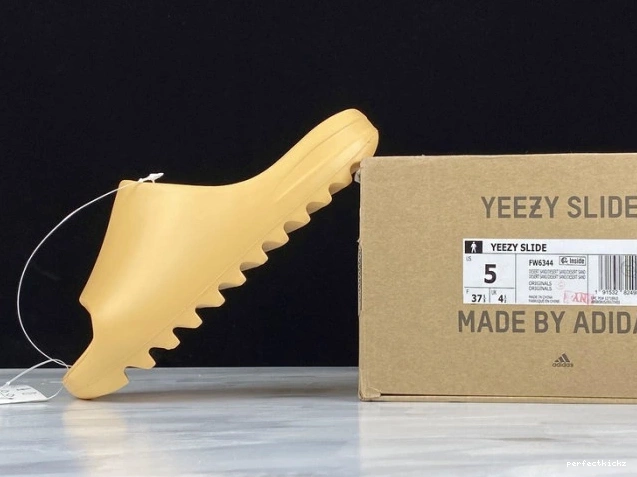 FW6344 Sand Slide Desert Adidas Yeezy 0819